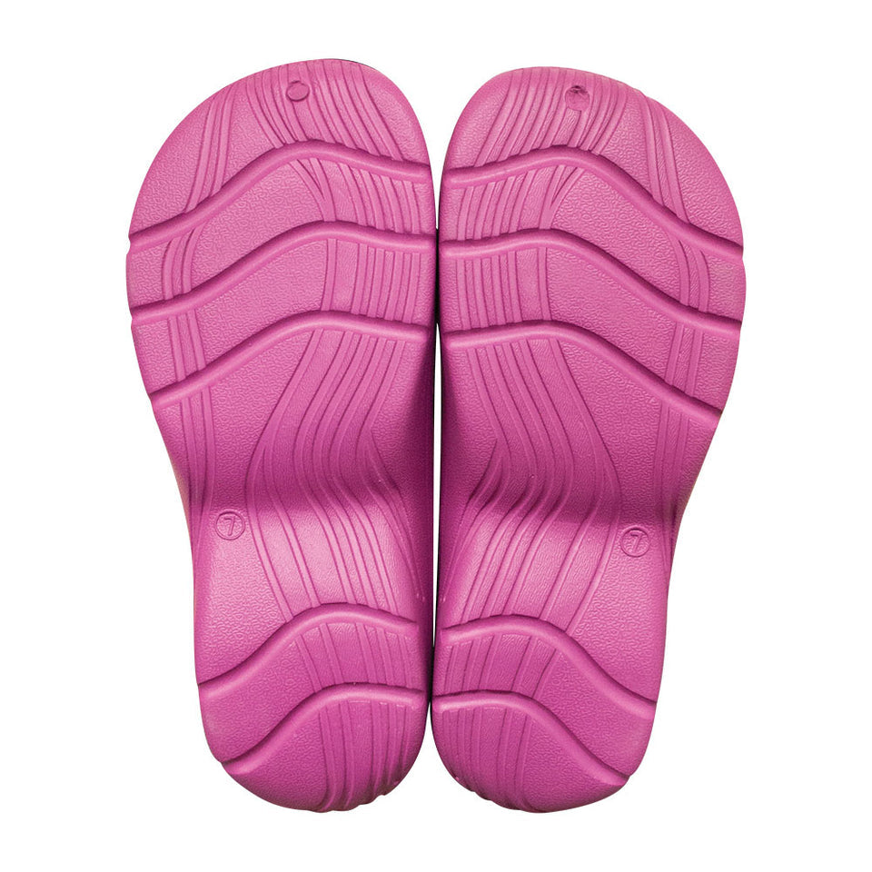 Town & Country Cloggies© Shoes Raspberry