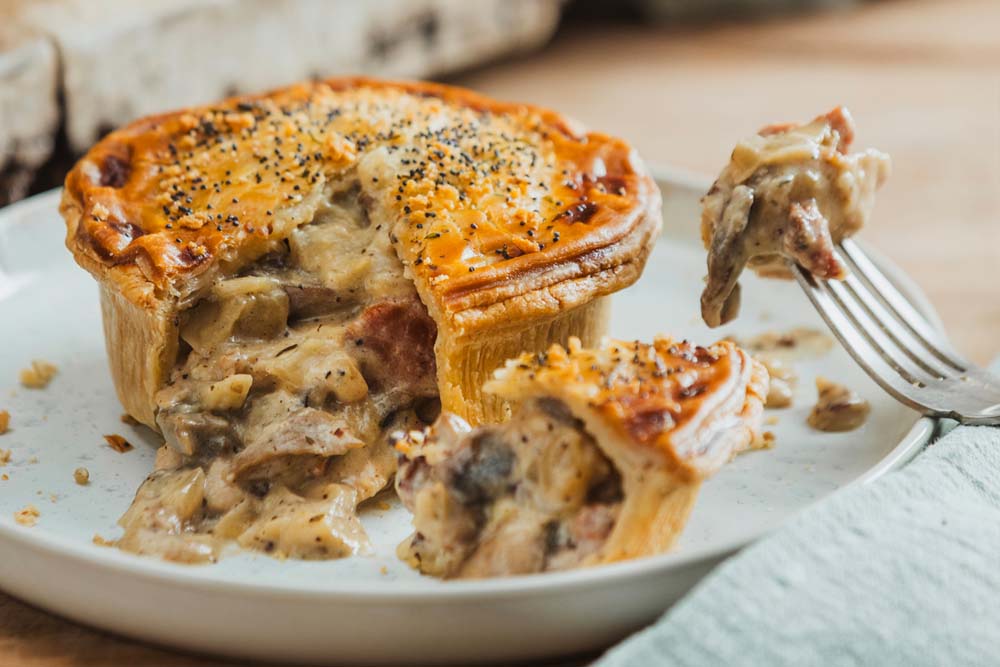 The Original Baker Frozen Chicken, Bacon & Mushroom Pie