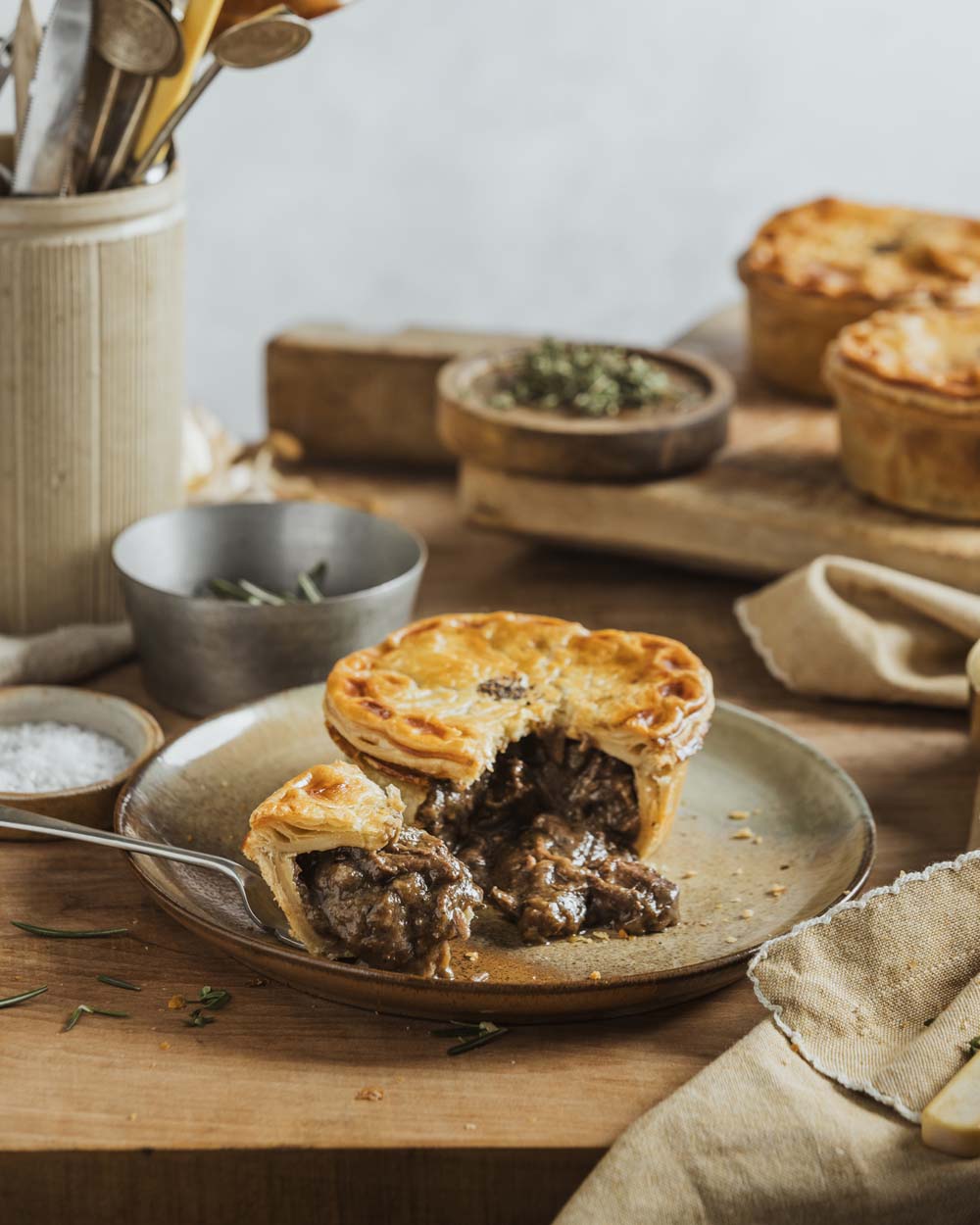 The Original Baker Frozen Classic Steak & Kidney Pie