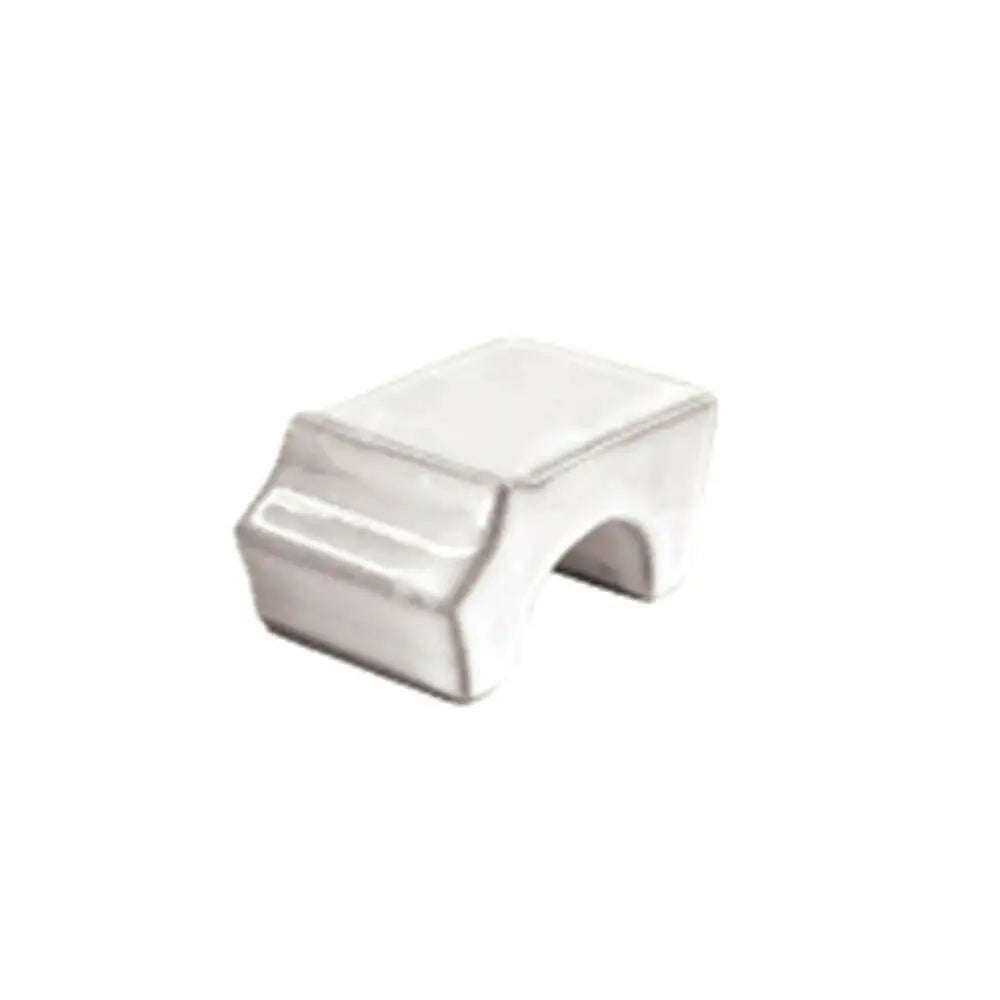 Apta JC & Co White Pot Feet 3PK