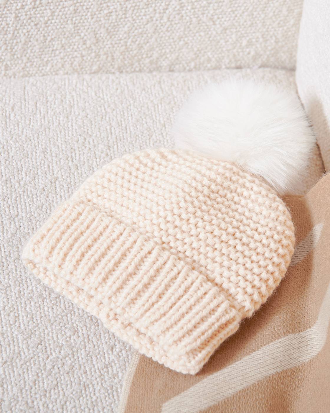 Katie Loxton Knitted Baby Hat Eggshell