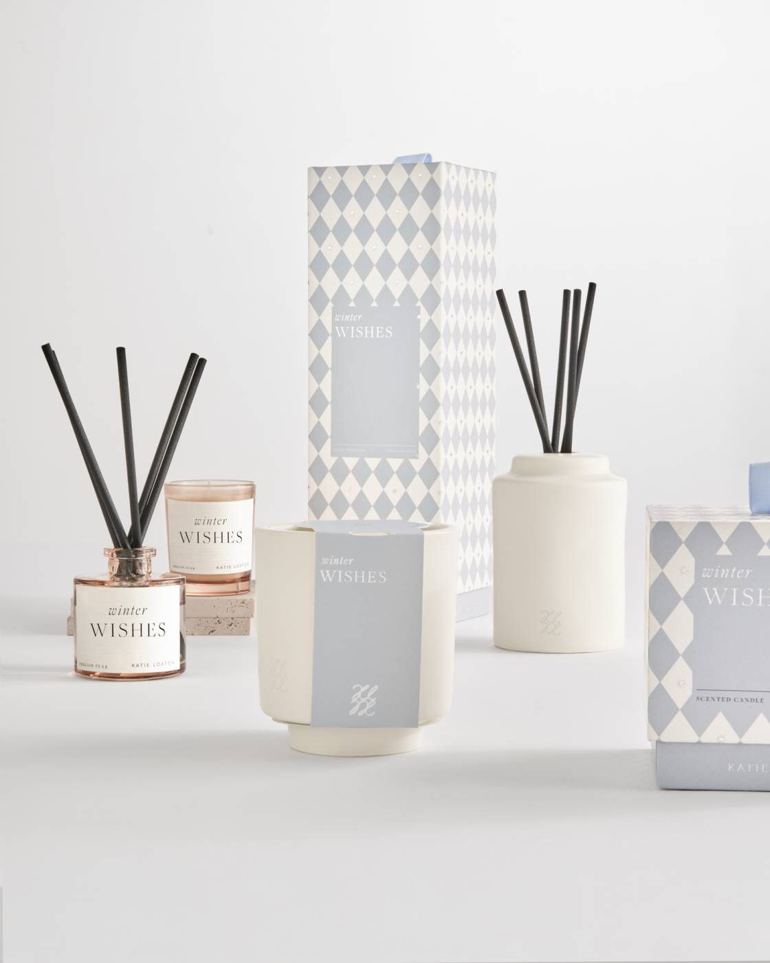 Katie Loxton Ceramic Sentiment Reed Diffuser Winter Wishes Frosted Pine And Cedarwood