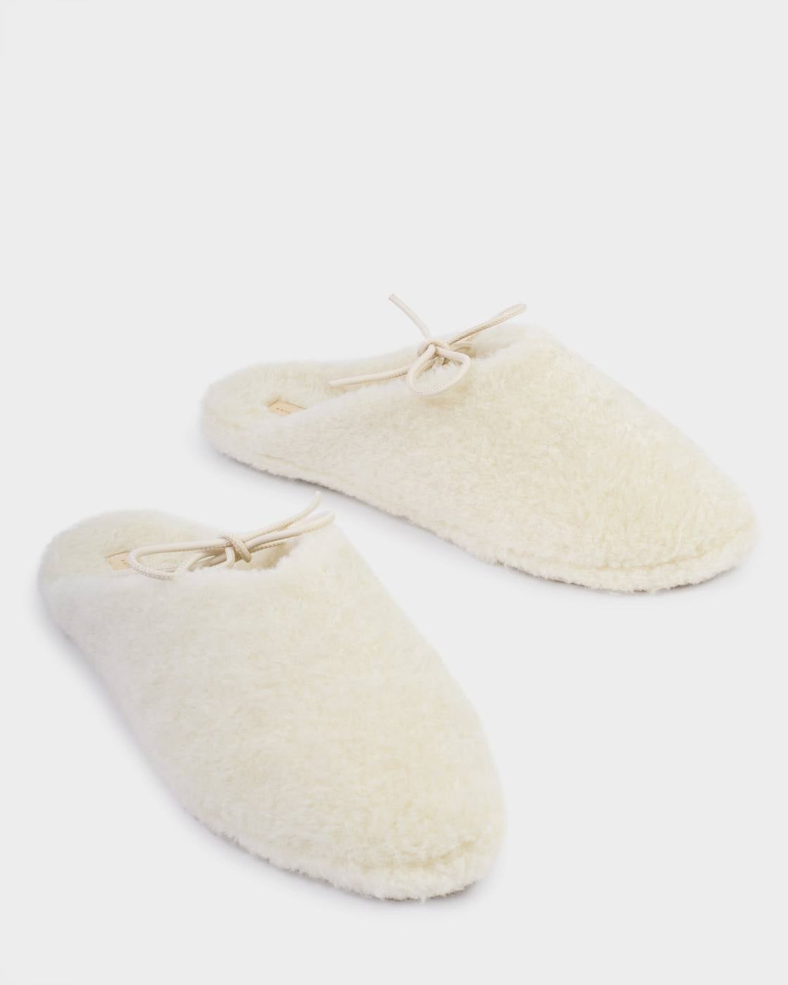 Katie Loxton Gift Boxed Borg Slippers Off White