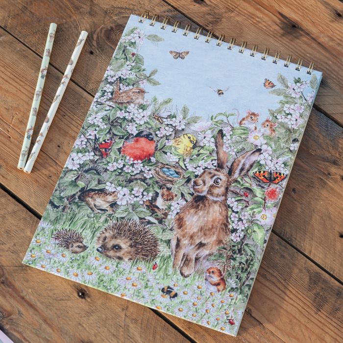 Wrendale Designs 'Hidden in the Hedgerow' Nature Sketchbook